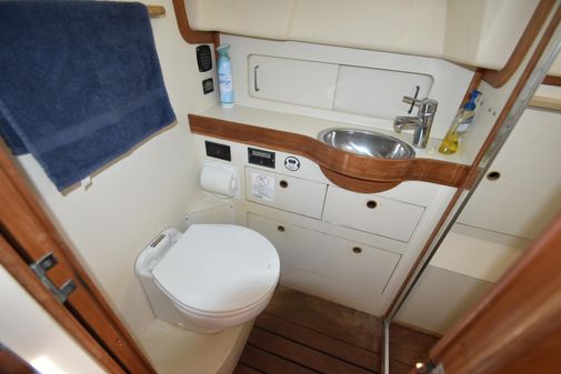 Sabreline 36 AFT CABIN image