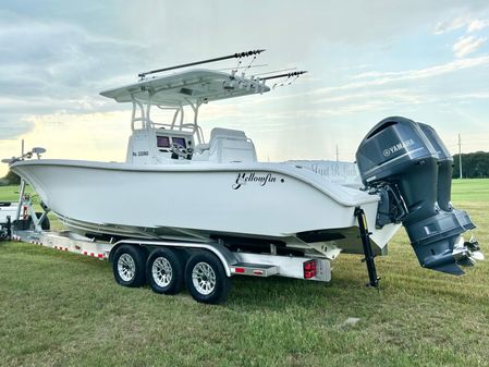 Yellowfin 32 Offshore image