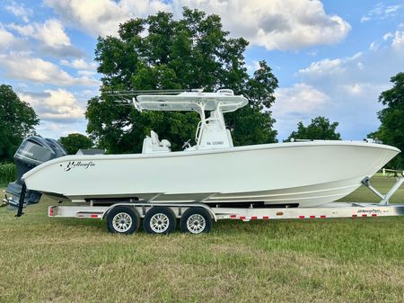 Yellowfin 32 Offshore image