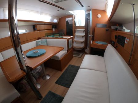 Jeanneau SUN-ODYSSEY-389 image