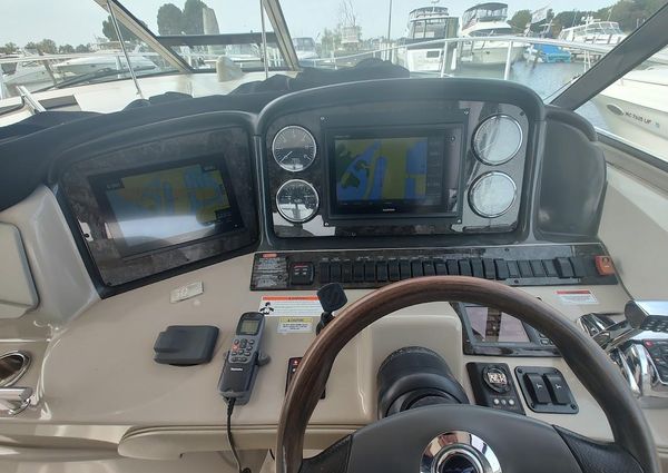 Sea Ray 390 Sundancer image