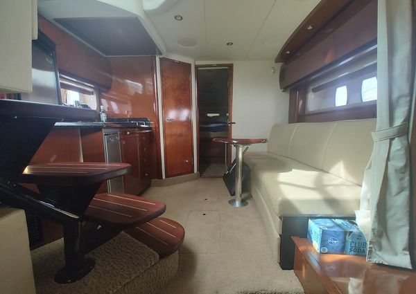 Sea Ray 390 Sundancer image