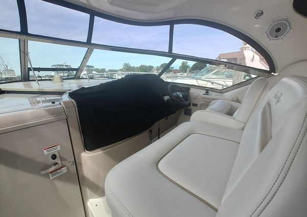 Sea Ray 390 Sundancer image