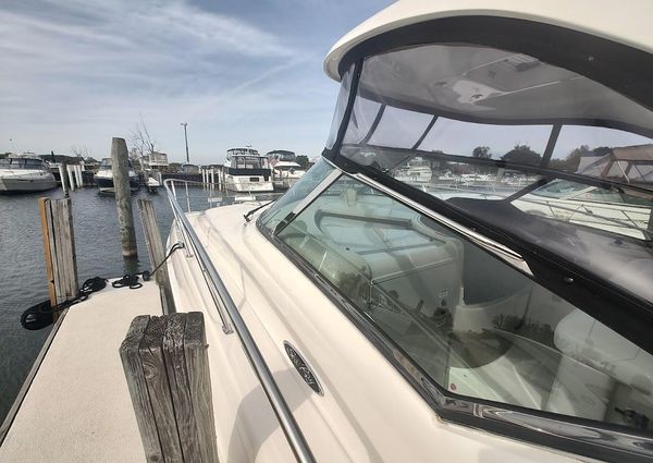 Sea Ray 390 Sundancer image