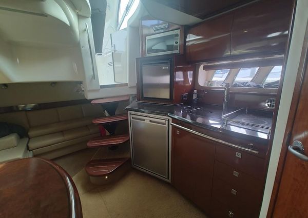 Sea Ray 390 Sundancer image