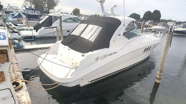 Sea Ray 390 Sundancer 