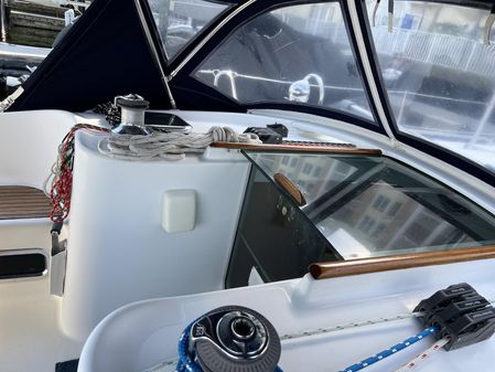 Beneteau Oceanis Clipper 411 image