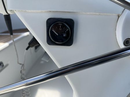 Beneteau Oceanis Clipper 411 image