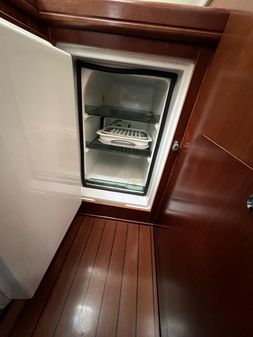 Beneteau Oceanis Clipper 411 image
