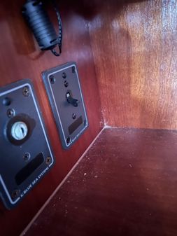Beneteau Oceanis Clipper 411 image