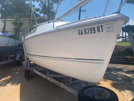 Hunter 212 image