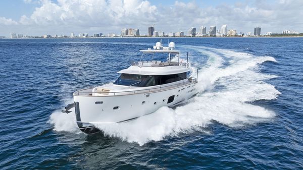 Azimut Magellano 76 