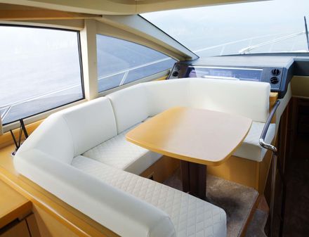 Princess Yachts V65 image