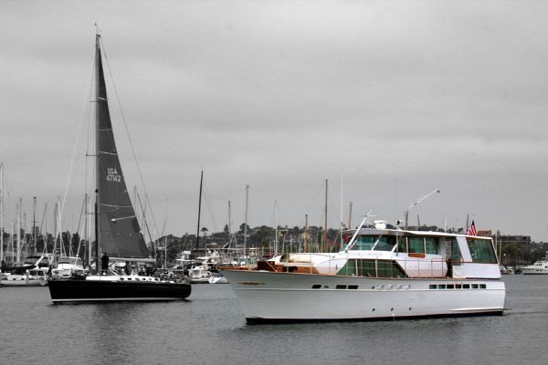 Chris-Craft Constellation - main image