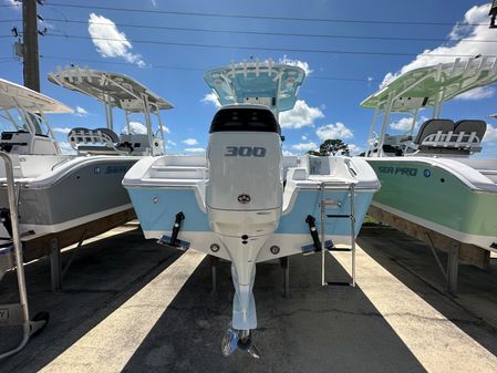 Sea-pro 239 image