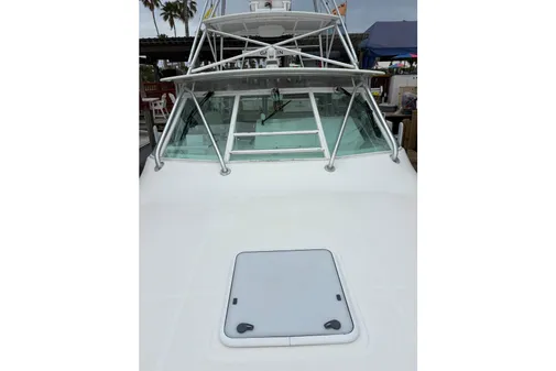 Cabo 40 Hardtop Express image