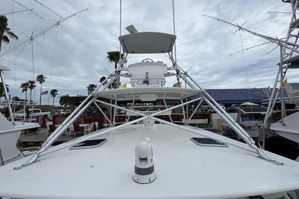 Cabo 40 Hardtop Express image