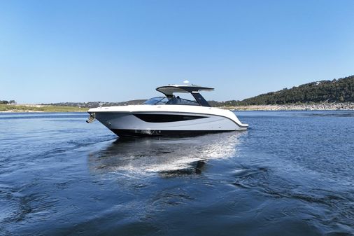 Sea Ray 400 SLX image