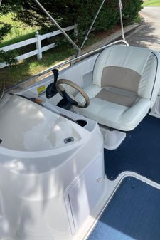 Hurricane FUN DECK GS image