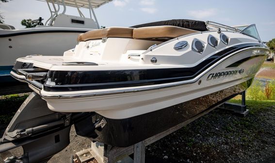 Chaparral 206 SSi image