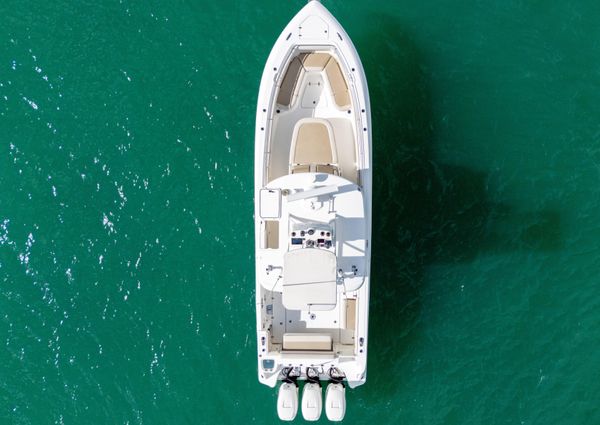 Boston Whaler 350 Outrage image