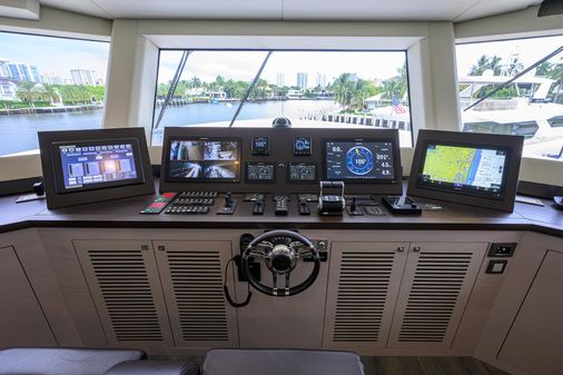 Numarine 37XP image