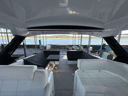 Cruisers Yachts 39 Express Coupe image