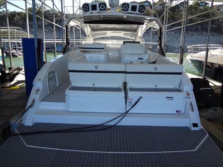 Cruisers Yachts 39 Express Coupe image