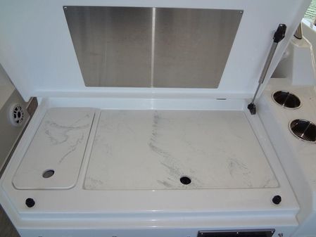 Cruisers Yachts 39 Express Coupe image