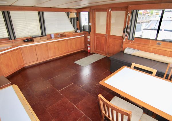 Tollycraft 57-PILOTHOUSE image