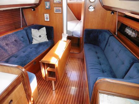 Beneteau FIRST-345 image