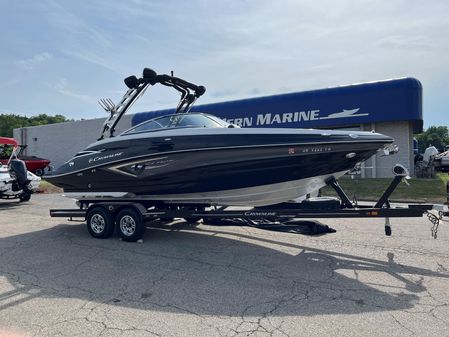 Crownline 265-SS-SURF image