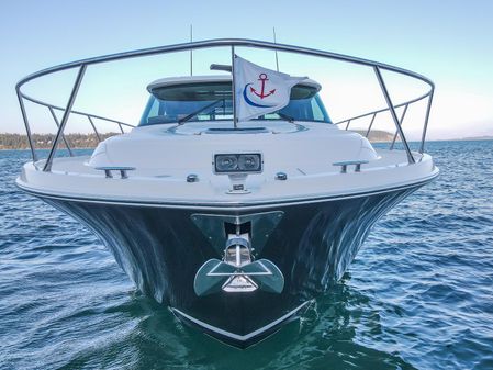 Tiara Yachts 4400 Coupe image
