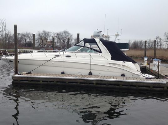 Sea Ray 38 Sundancer - main image