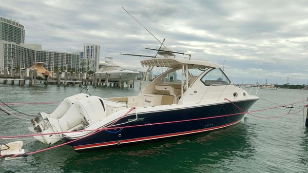 Pursuit 325 OS Offshore