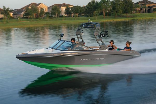 Nautique 200 - main image