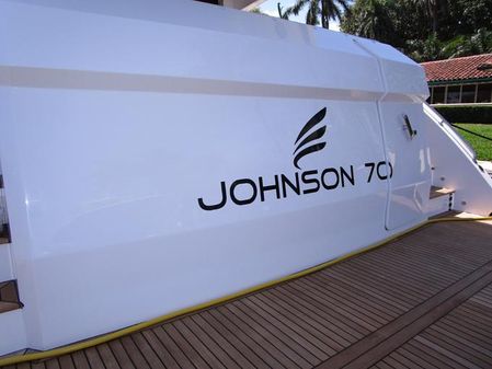 Johnson 70' Skylounge Motor Yacht image
