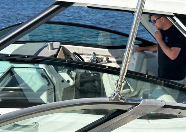 Sea-ray 320-SUNDANCER image