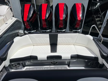 Nor-tech 390-SPORT-CENTER-CONSOLE image