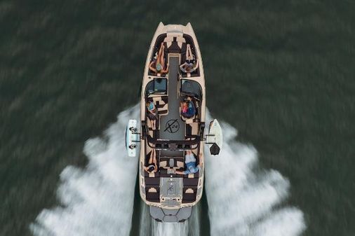 Mastercraft X24 image