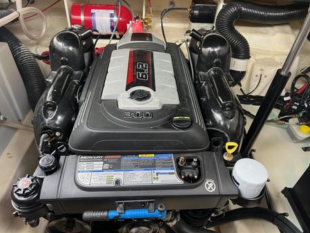 Sea Ray Sundancer 280 image