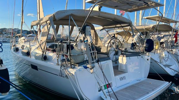 Hanse 385