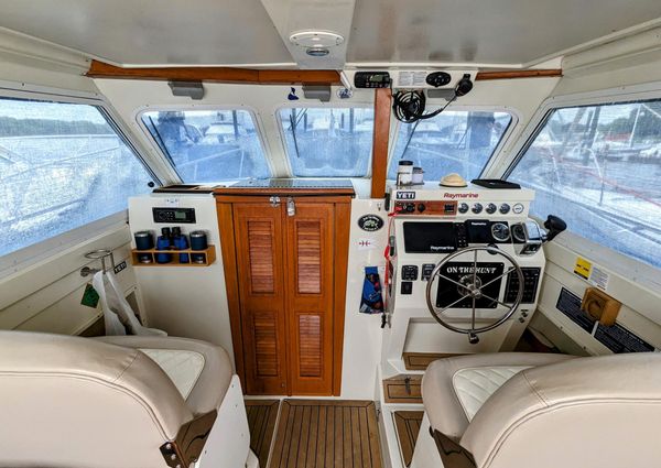 Hunt-yachts 28-HARDTOP-EXPRESS image