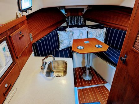 Hunt-yachts 28-HARDTOP-EXPRESS image