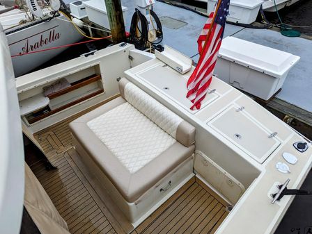 Hunt-yachts 28-HARDTOP-EXPRESS image