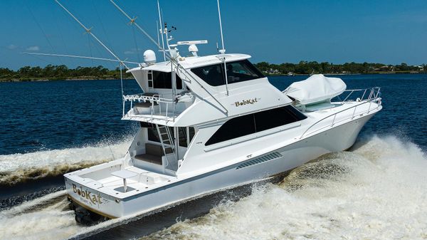 Viking 61 Enclosed Bridge