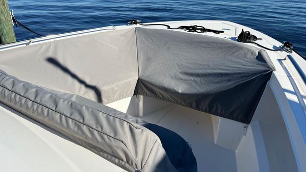 Tiara Yachts 34 LS