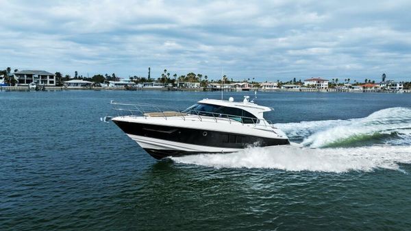 Cruisers Yachts 45 Cantius