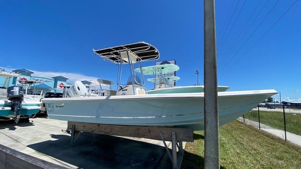 Bulls Bay 2200
