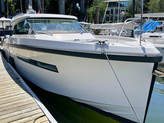 Delta Powerboats 33 Coupe - main image